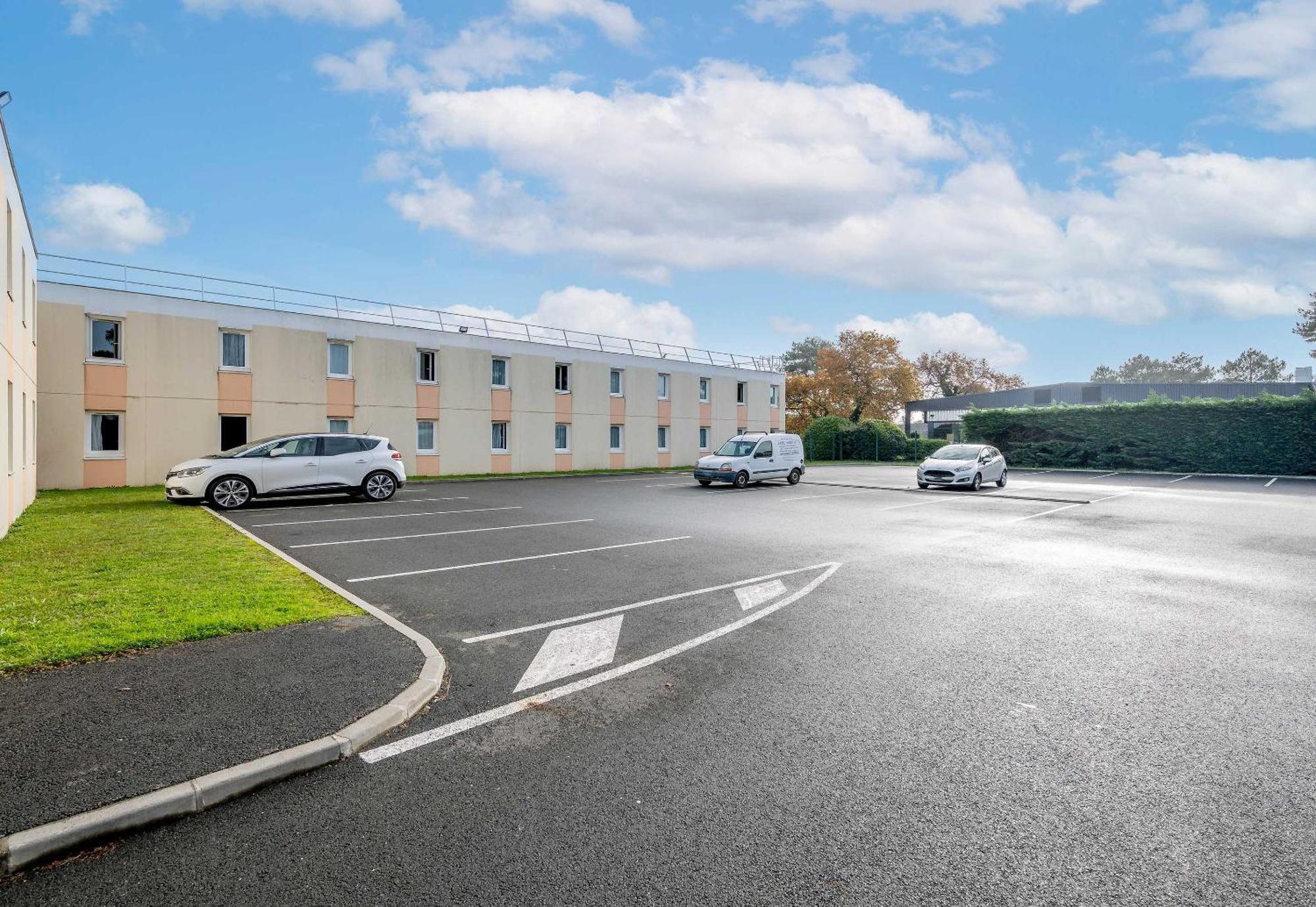 B&B Hotel Bordeaux Merignac Cadera Aeroport Eksteriør bilde