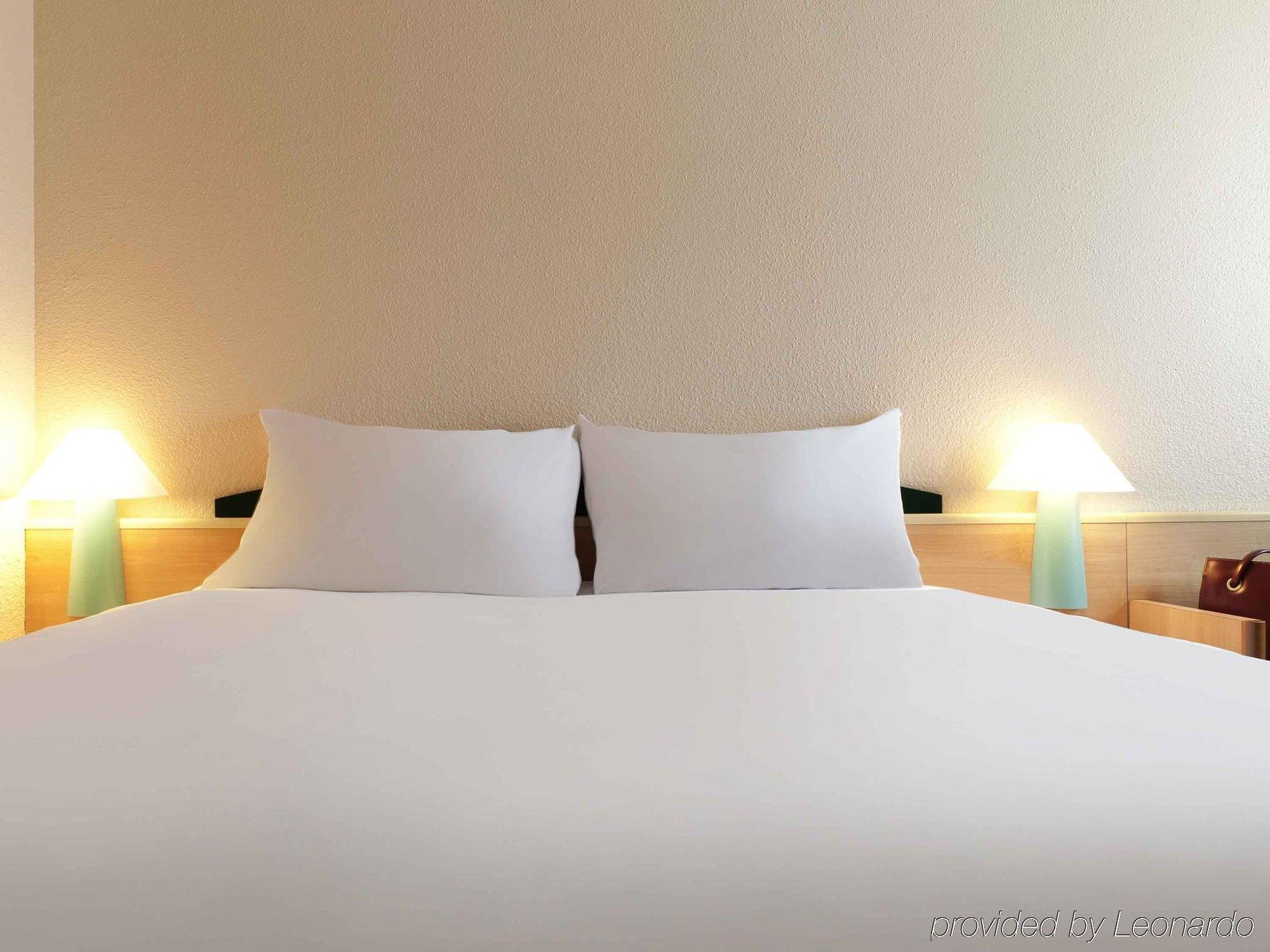 B&B Hotel Bordeaux Merignac Cadera Aeroport Eksteriør bilde